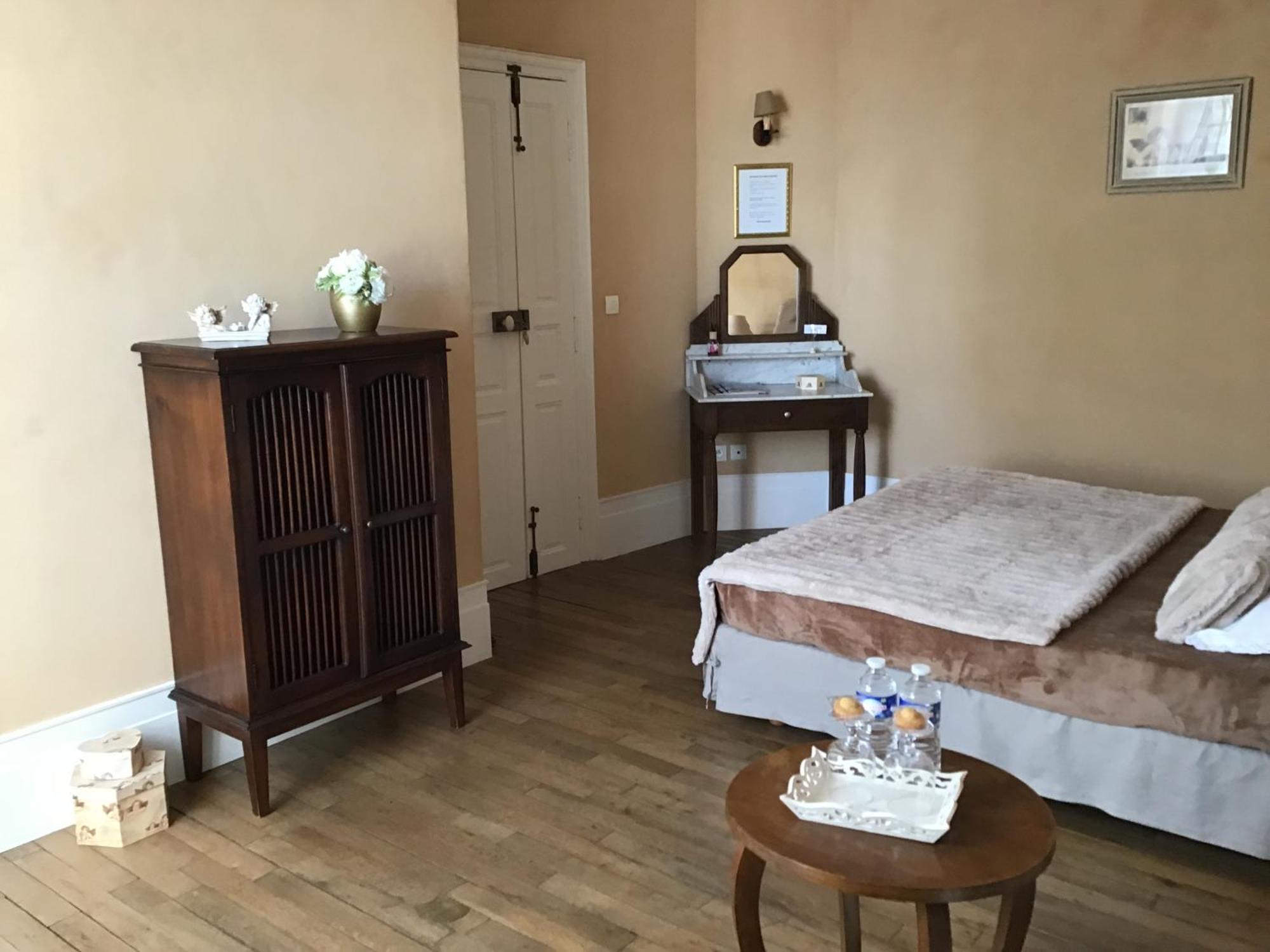 Aux Anges Gardiens Carcassonne Ngoại thất bức ảnh